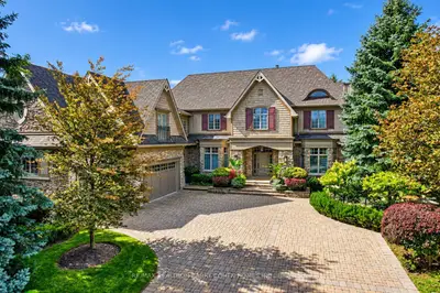 60 Parr Place, Vaughan, On L4j 8l1