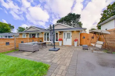 13 ALPHONSUS Court, New Tecumseth, ON L0G 1W0