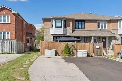 537 Walpole Crescent, Newmarket, On L3x 2a5