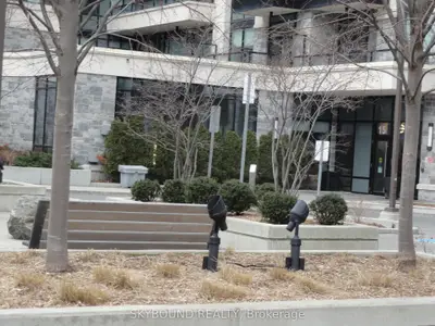 15 Water Walk Drive #337, Markham, On L6g 0g2