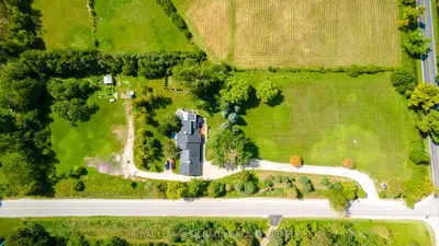 3232 15th Side Road, New Tecumseth, On L0g 1a0