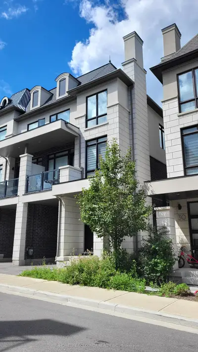 34 Banshee Lane, Richmond Hill, On L4e 1h4