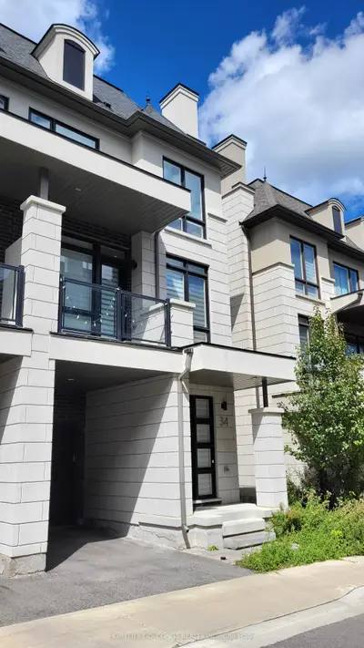 34 Banshee Lane, Richmond Hill, On L4e 1h4