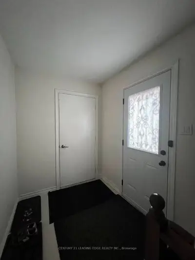 33 Cavalry Trail Lower Level, Markham, On L3r 9h1