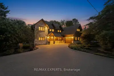 65 John Street, King, On L7b 1j6