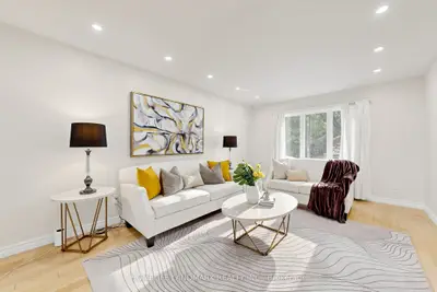 23 Hashbury Place, Markham, On L3t 7h4