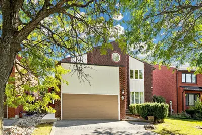 23 Hashbury Place, Markham, On L3t 7h4