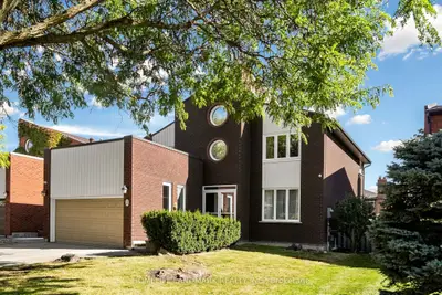 23 Hashbury Place, Markham, On L3t 7h4
