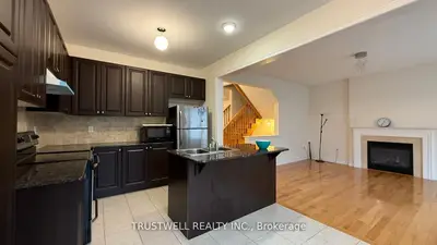 54 Busch Avenue, Markham, On L6c 0v4