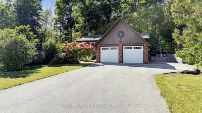 3906 ROSEMARY Lane, Innisfil, ON L9S 2L6