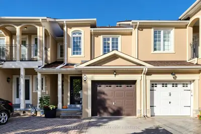 74 Romance Drive, Richmond Hill, On L4s 2r8