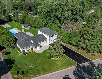 30 Archibald Road, King, On L7b 0e5