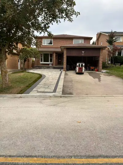 27 Sycamore Drive, Markham, On L3t 5v3