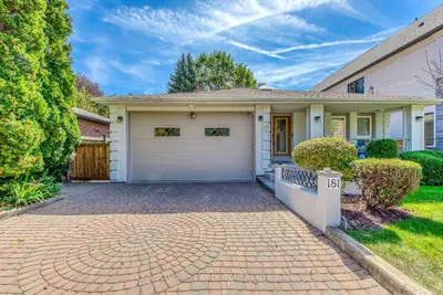181 Clark Avenue, Markham, On L3t 1t3