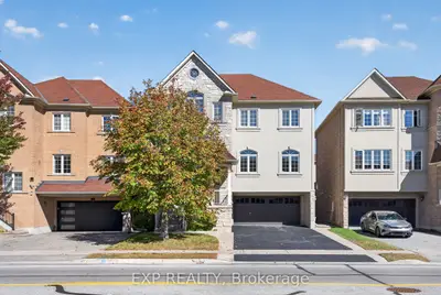 209 Woodspring Avenue, Newmarket, On L3x 3j4