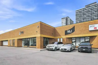 138 Anderson Avenue 7-10, Markham, On L6e 1a4