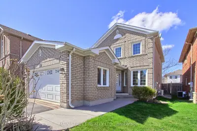 130 Rush Road, Aurora, On L4g 7g4