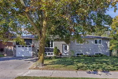 38 Townsend Avenue, Bradford West Gwillimbury, On L3z 1y1