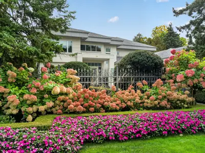 19 Maryvale Crescent, Richmond Hill, On L4c 6p6