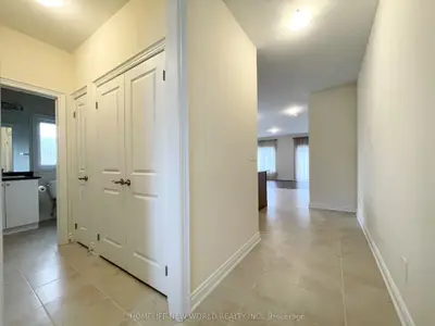 15 Schortinghuis Street, Georgina, On L0e 1r0