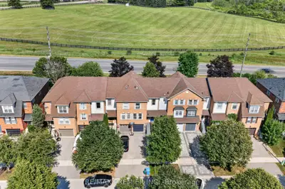 47 Milloy Place, Aurora, On L4g 7l2