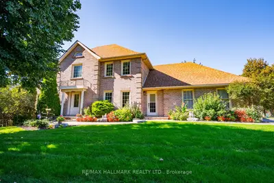 29 Longwater Chase, Markham, On L3r 4a4