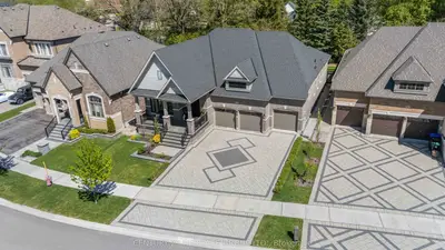 18 Mumberson Street, Innisfil, On L0l 1l0