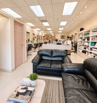 7313 Woodbine Avenue E, Markham, On L3r 3v7