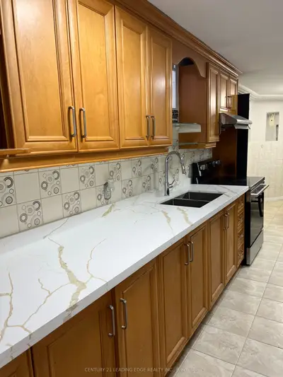 10 Pine Bough Manor Basement, Richmond Hill, On L4s 1a4