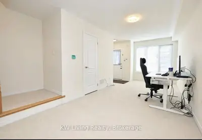 5247 Major Mackenzie Drive, Markham, On L6c 0n3