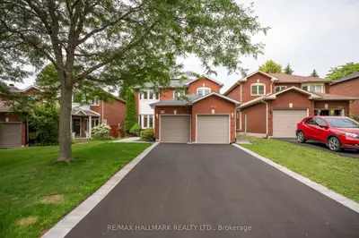 872 Hilton Boulevard, Newmarket, On L3x 2h8
