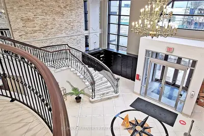 38 Cedarland Drive 605, Markham, On L6g 0g7