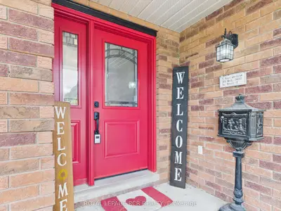 16 Loree Drive, Adjala-tosorontio, On L0m 1j0