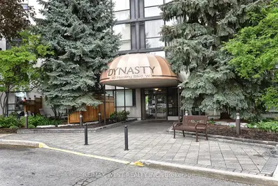 40 Harding Boulevard W 305, Richmond Hill, On L4c 9s5