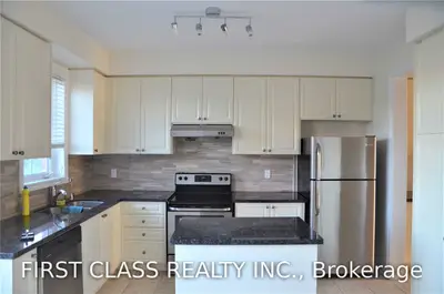 88 Mack Clement Lane, Richmond Hill, On L4s 0g2