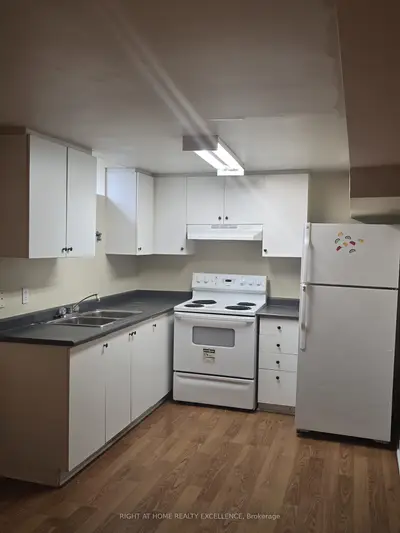 11 Charlton Avenue Basement, Vaughan, On L4j 6w4