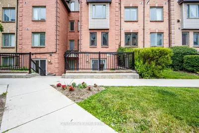 75 Weldrick Road E 938, Richmond Hill, On L4c 0h9