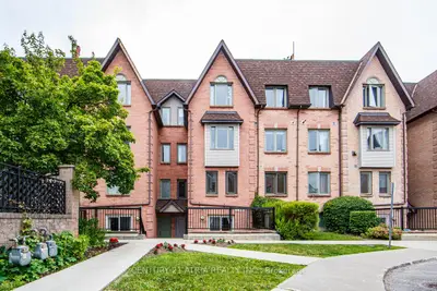 75 Weldrick Road E 938, Richmond Hill, On L4c 0h9