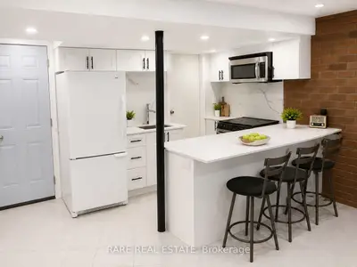 130 Glen Shields Avenue 1, Vaughan, On L4k 1t6