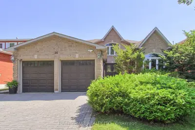 14 Mcgee Crescent, Aurora, On L4g 6l8