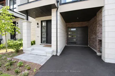 40 Chiara Rose Lane, Richmond Hill, On L4e 1h4