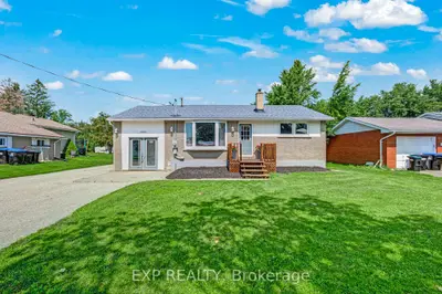1990 Victoria Street, Innisfil, On L9s 1k2