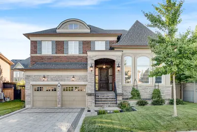 8 Chapel Gully Trail, King, On L7b 0a1