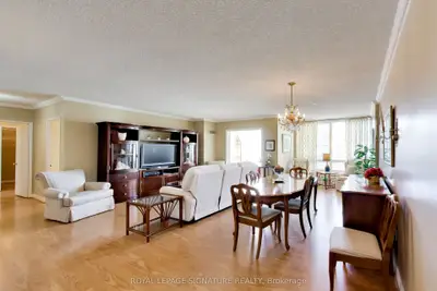 1 Clark Avenue W 1802, Vaughan, On L4j 7y6
