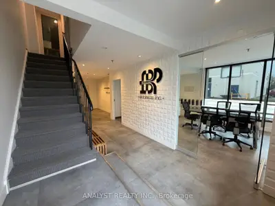 70 Silton Road 1, Vaughan, On L4l 8b9