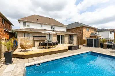 106 Laurendale Avenue, Georgina, On L4p 4e8