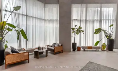 1000 Portage Parkway 202, Vaughan, On L4k 0l1
