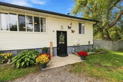 31 Johnston Street, Georgina, On L0e 1n0