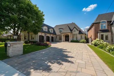 223 Crestwood Road, Vaughan, On L4j 1a8