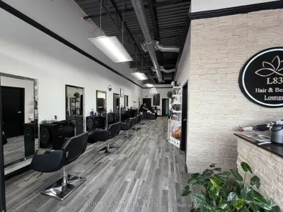 8707 Dufferin Street 6, Vaughan, On L4j 0a2
